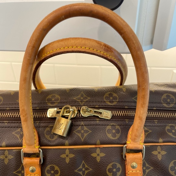Louis Vuitton Monogram Sirius 45 Suitcase - Picture 3 of 16